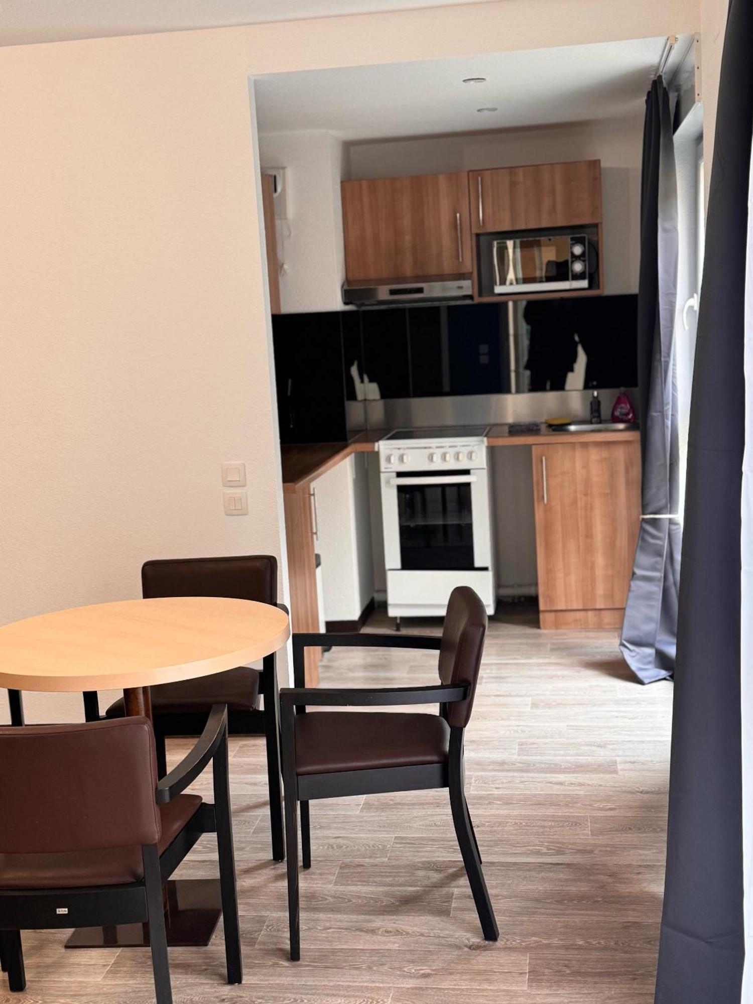 Kosy Appart'Hotel 7Eme Art Saint-Avold Εξωτερικό φωτογραφία