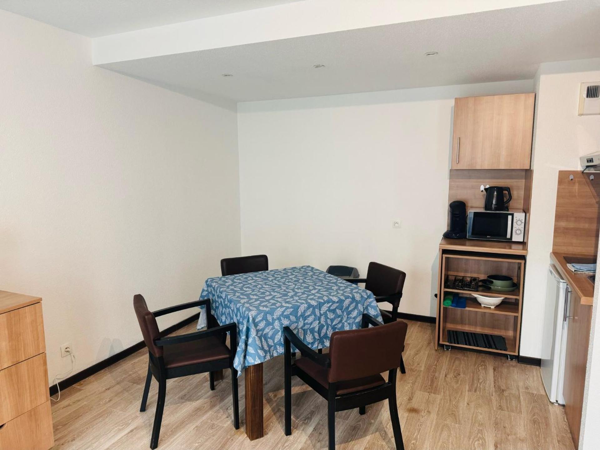 Kosy Appart'Hotel 7Eme Art Saint-Avold Εξωτερικό φωτογραφία